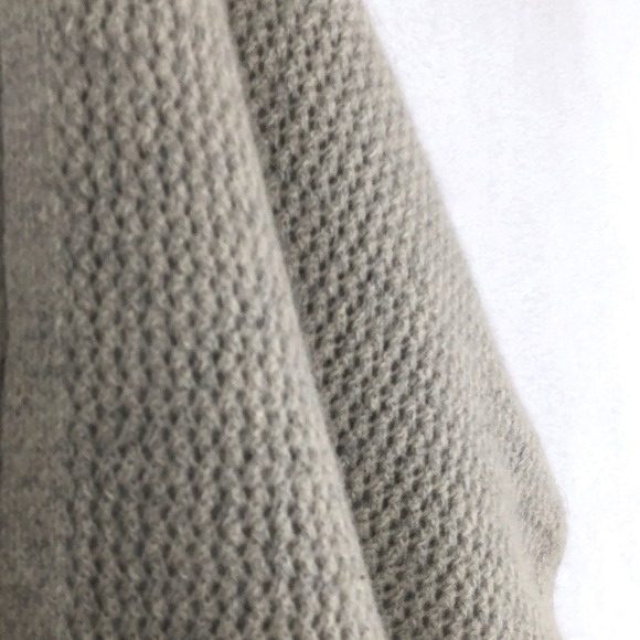 PATAGONIA Recycled Cashmere Wool Blend Scarf 11"x72" Greige Textured Soft Cozy - Picture 3 of 5